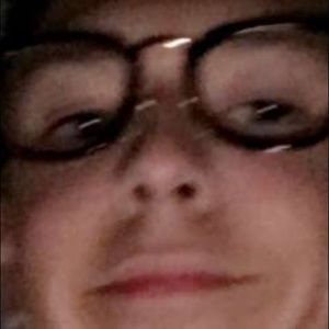 Meet your Posher, Daniella